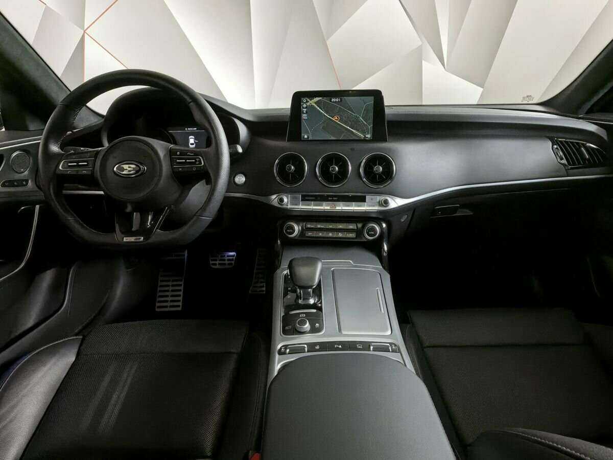 Kia Stinger, 2019 Фото №10