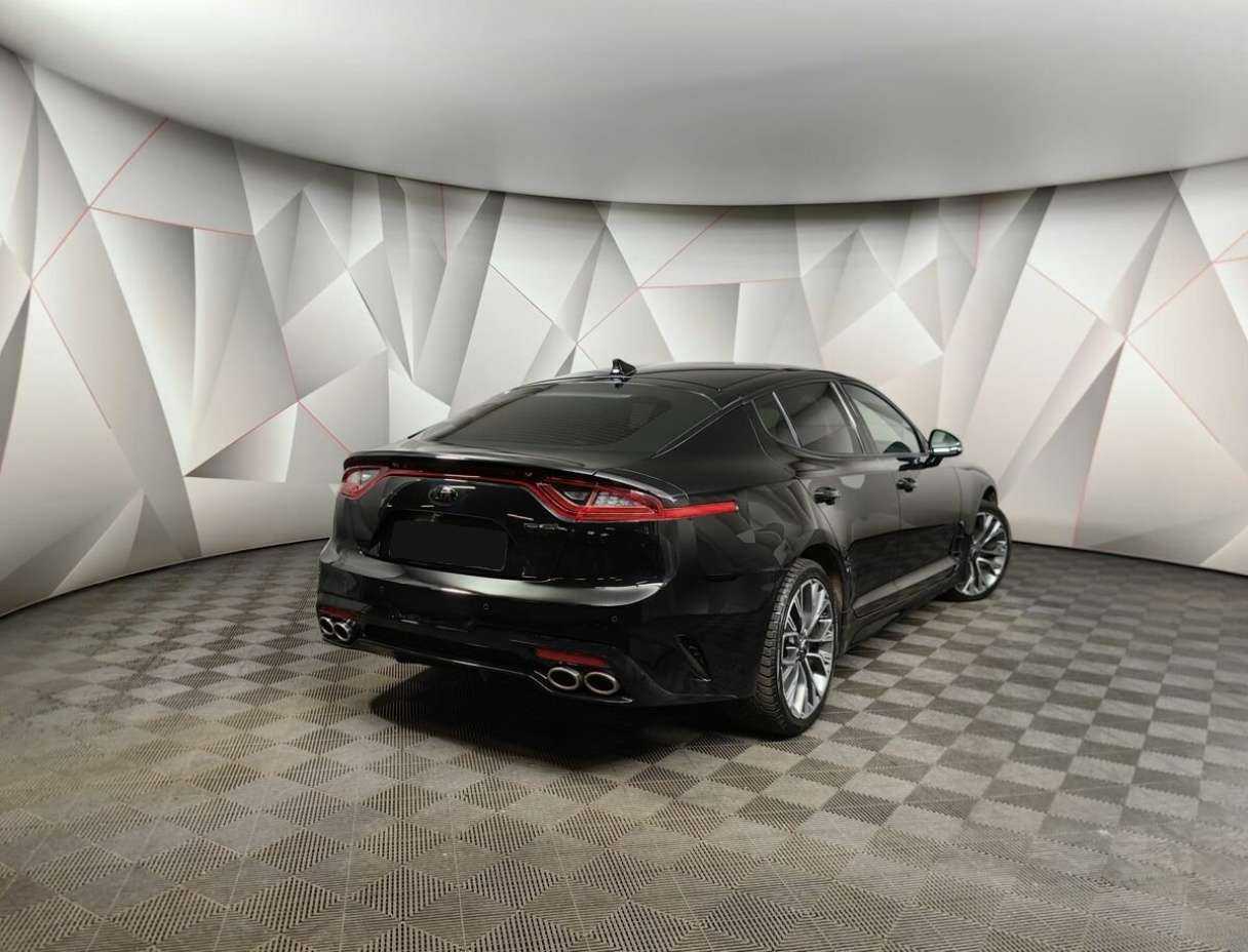 Kia Stinger, 2019 - 57 919 км. | Фото №2