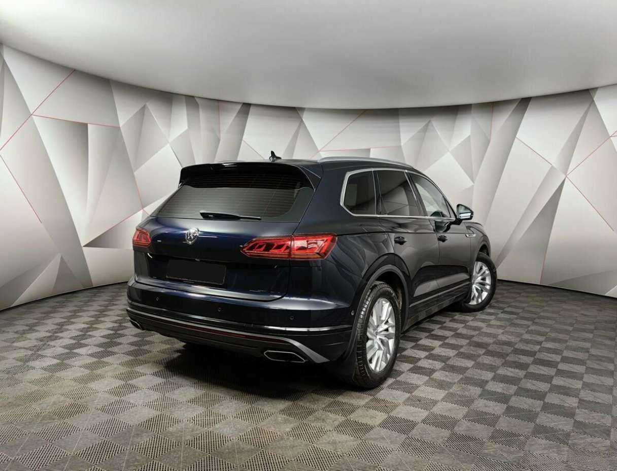 Volkswagen Touareg, 2018 - 105 741 км. | Фото №2