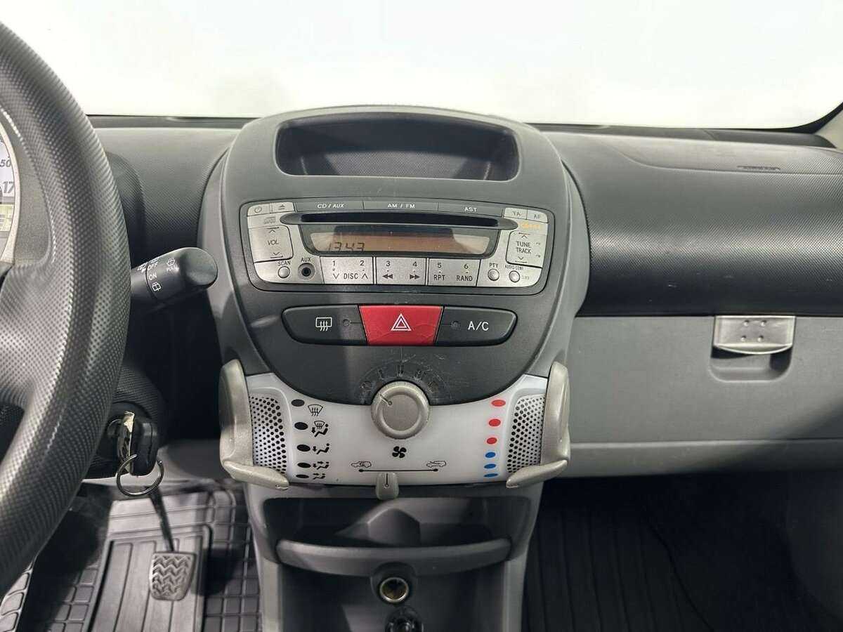 Toyota Aygo, 2008 Фото №12