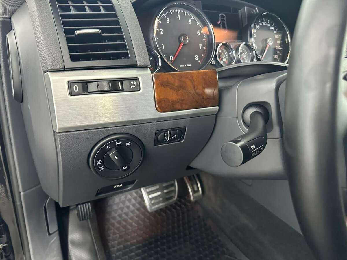 Volkswagen Touareg, 2008 - 245 252 км. | Фото №8