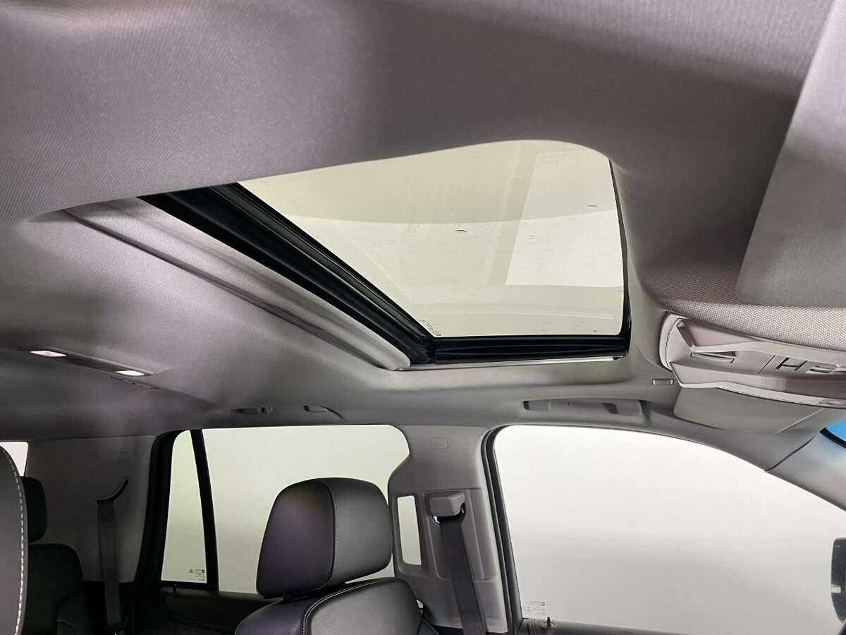 Chevrolet Tahoe, 2017 Фото №15