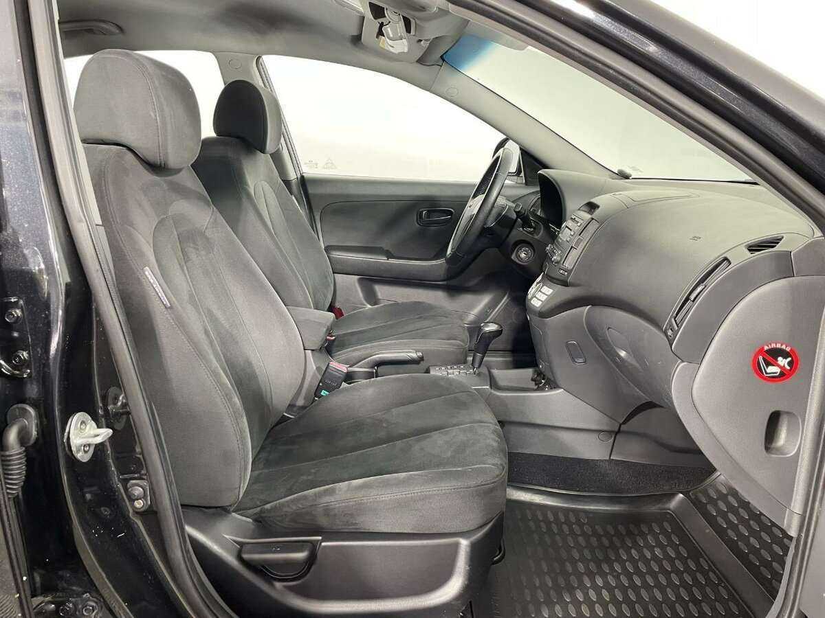 Hyundai Elantra, 2008 Фото №14