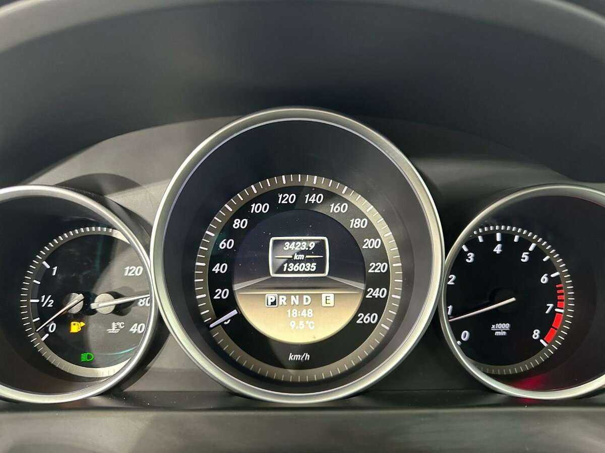 Mercedes-Benz C-Класс 180 BlueEFFICIENCY, 2011 Фото №11