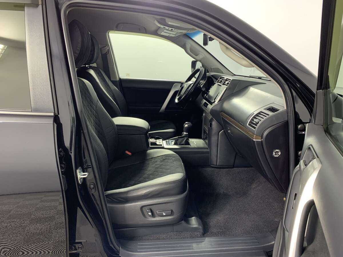 Toyota Land Cruiser Prado, 2020 Фото №14