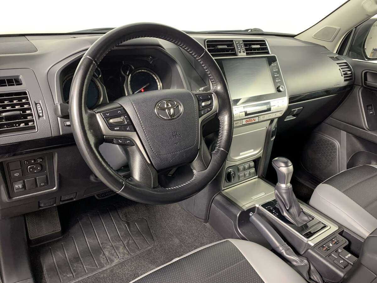 Toyota Land Cruiser Prado, 2021 Фото №16