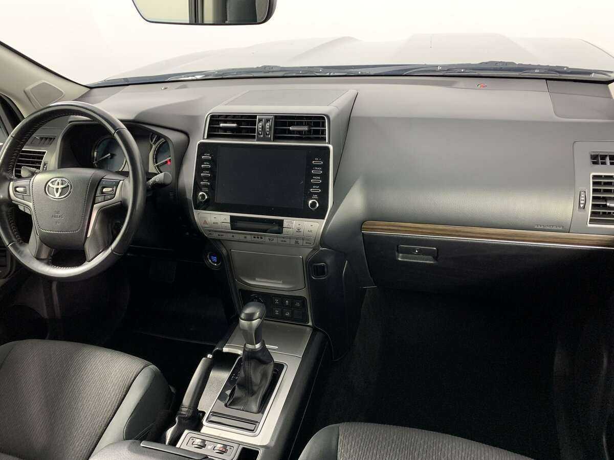 Toyota Land Cruiser Prado, 2021 Фото №10