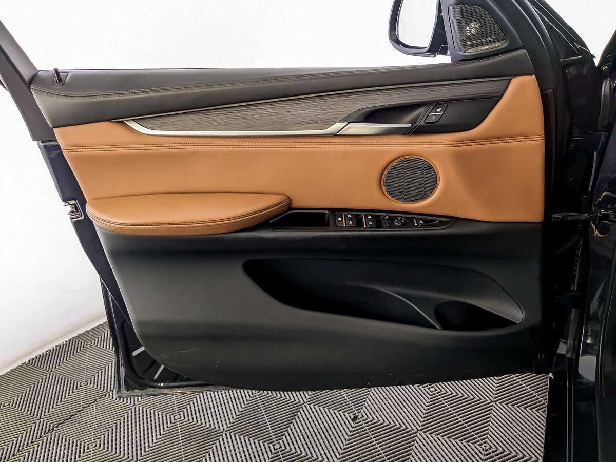 BMW X6 M50d, 2015 Фото №14