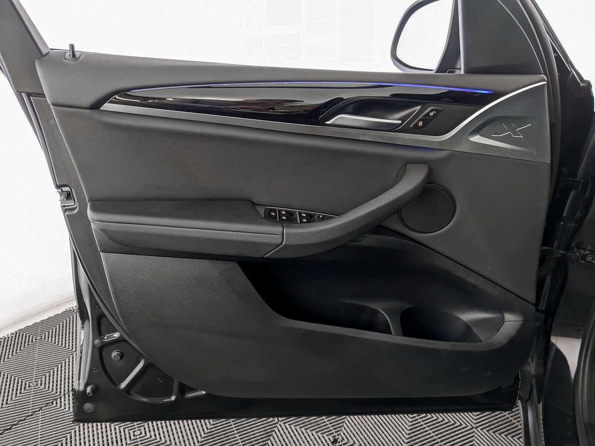 BMW X3 20i xDrive, 2020 Фото №15