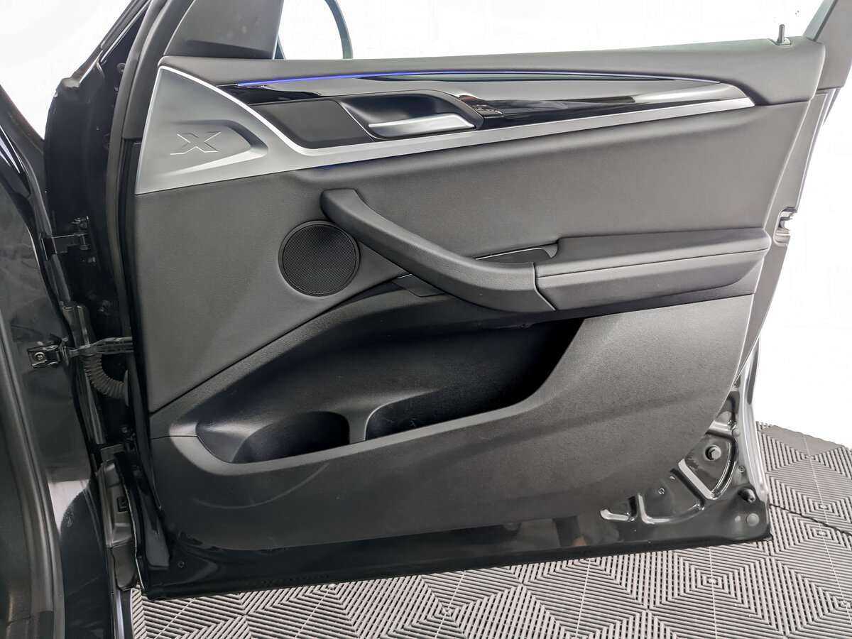 BMW X3 20i xDrive, 2020 Фото №20