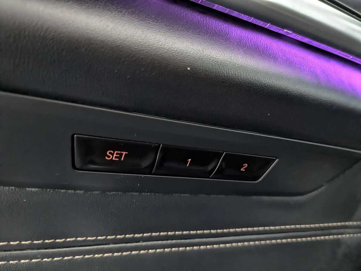 BMW 5 серии 530d xDrive, 2019 Фото №21