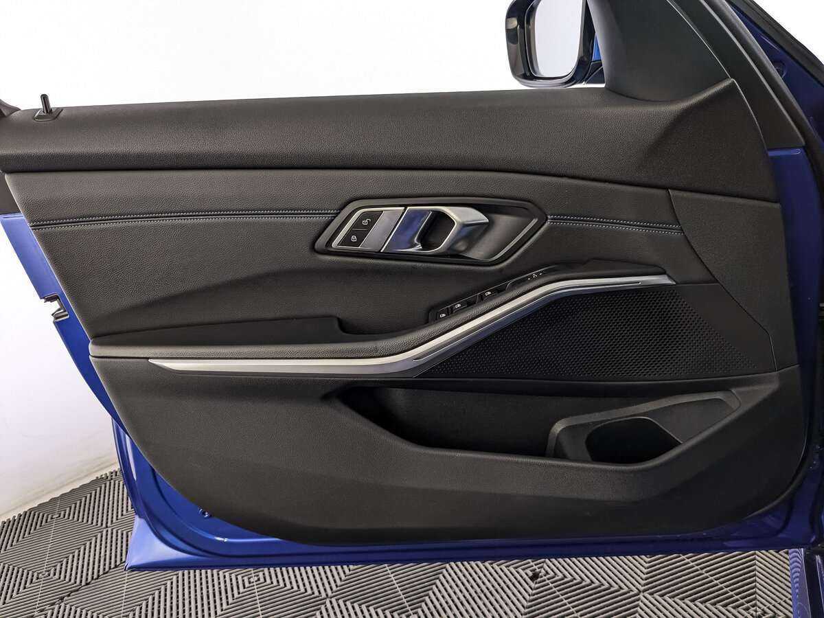BMW 3 серии 320d xDrive, 2019 Фото №18