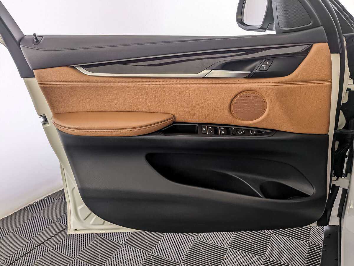 BMW X6 35i, 2016 Фото №15