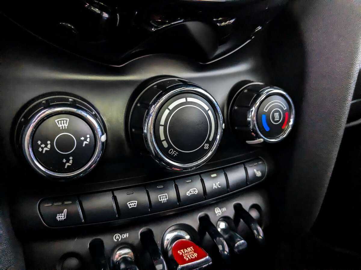 Mini Hatch Cooper, 2018 Фото №19