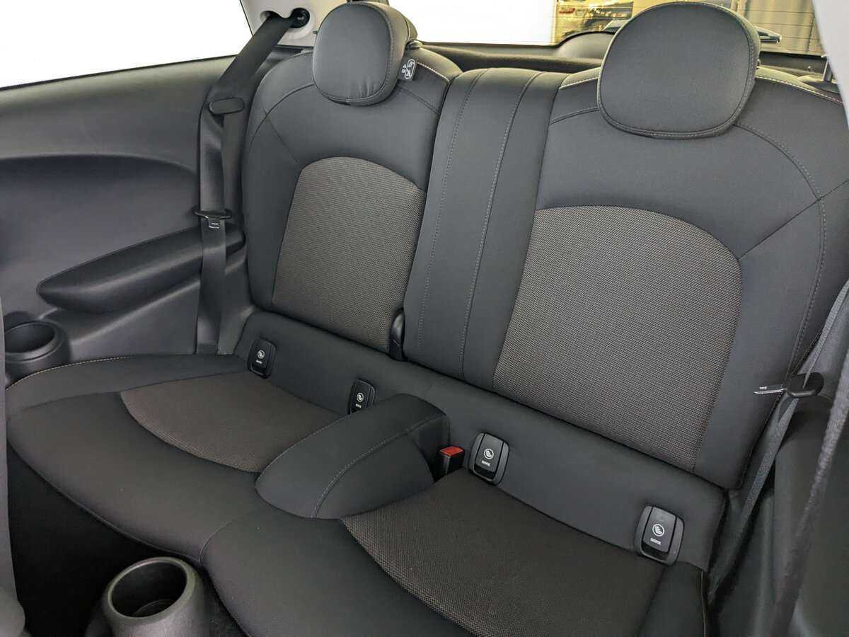 Mini Hatch Cooper, 2018 Фото №10