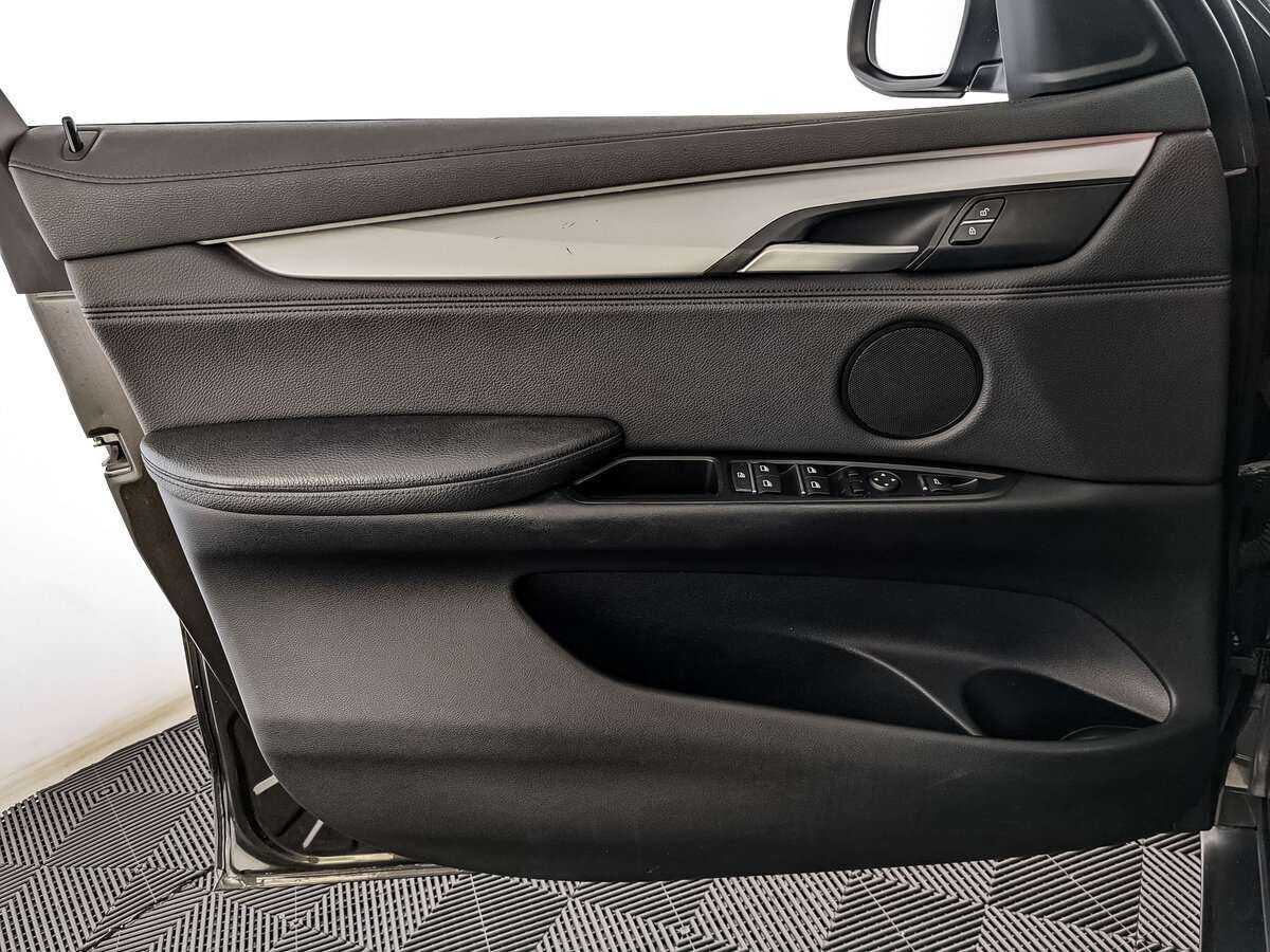 BMW X6 35i, 2015 Фото №13
