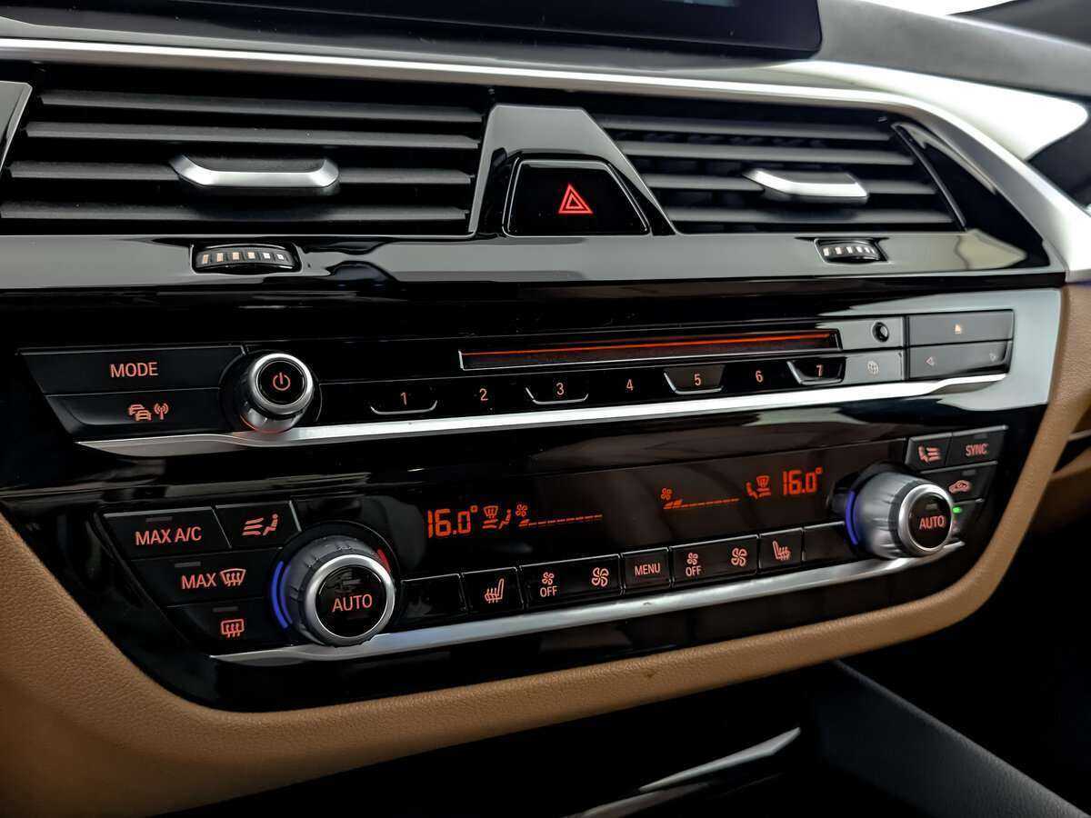 BMW 6 серии Gran Turismo 620d xDrive, 2019 Фото №16