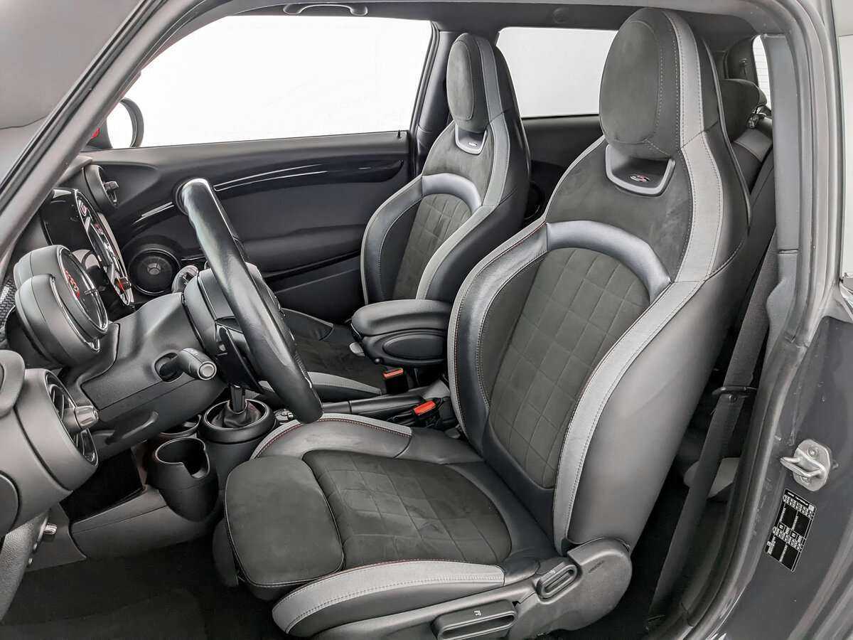 Mini Hatch JCW John Cooper Works, 2020 Фото №16