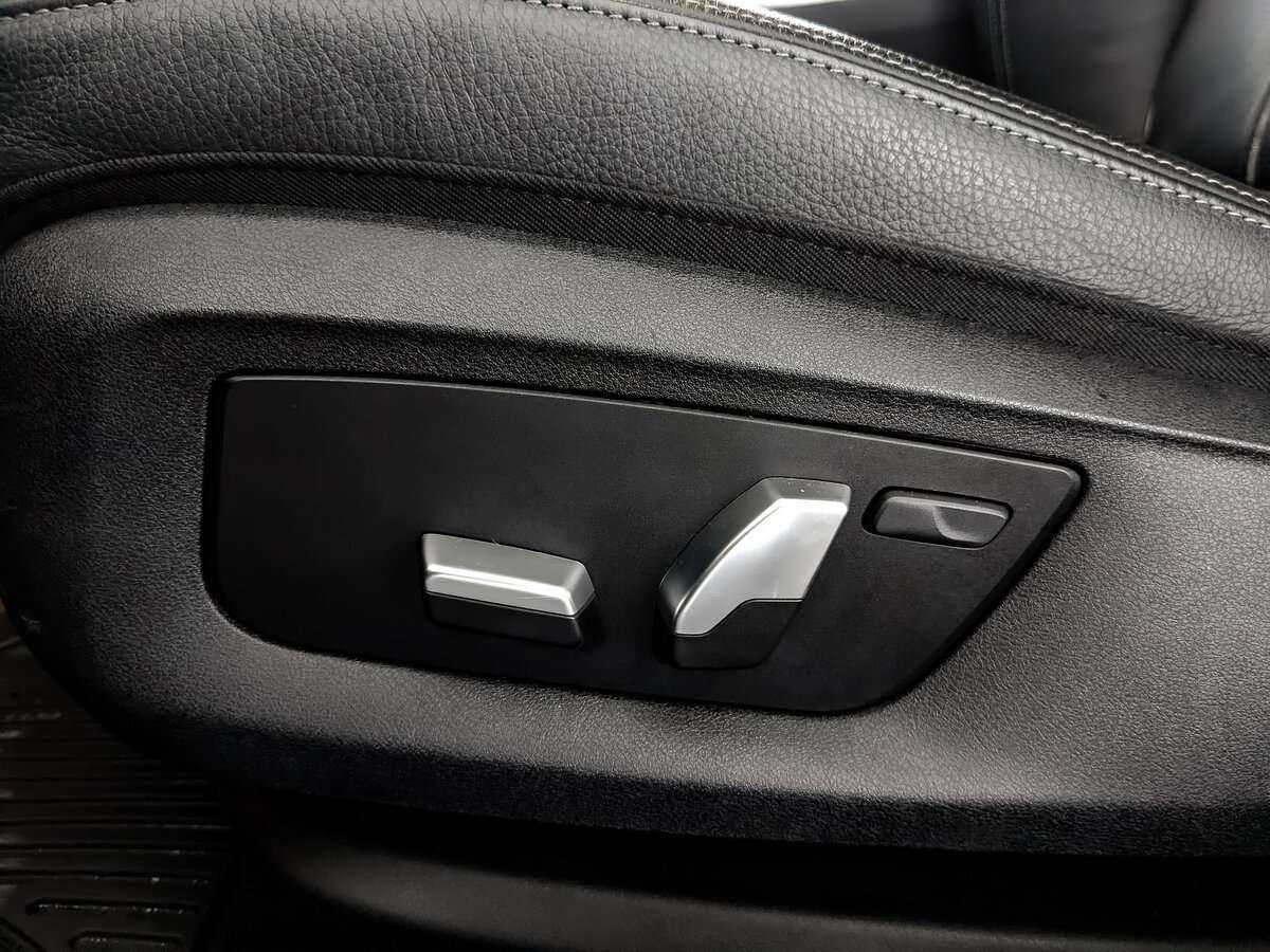 BMW 5 серии 530d xDrive, 2021 Фото №16