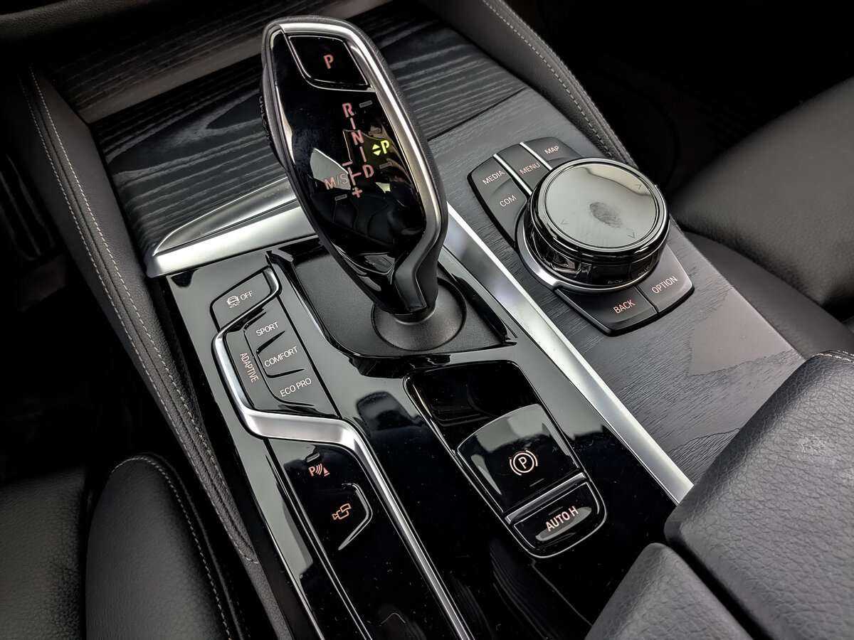 BMW 5 серии 530d xDrive, 2021 Фото №22
