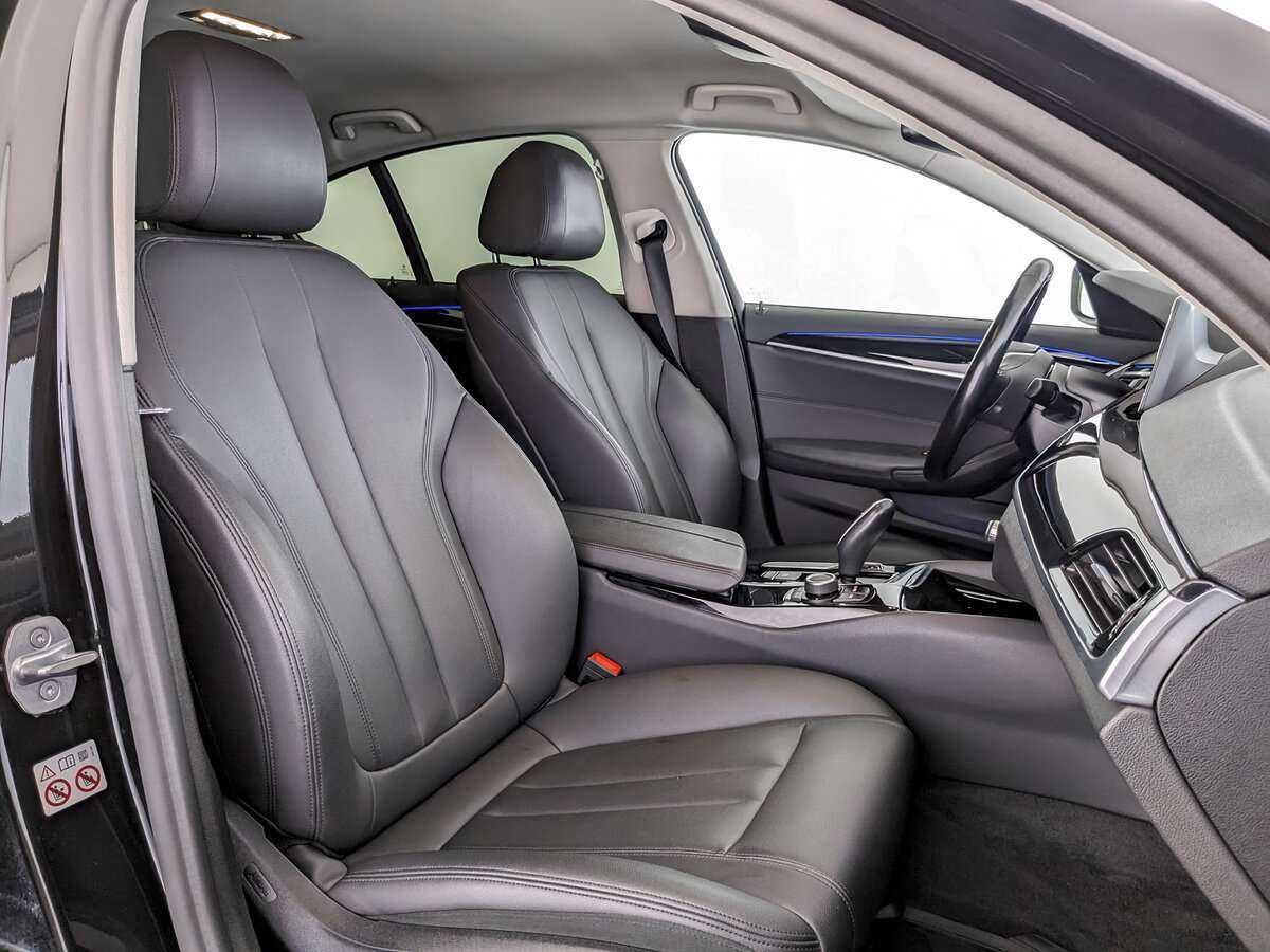 BMW 5 серии 520d, 2019 Фото №22