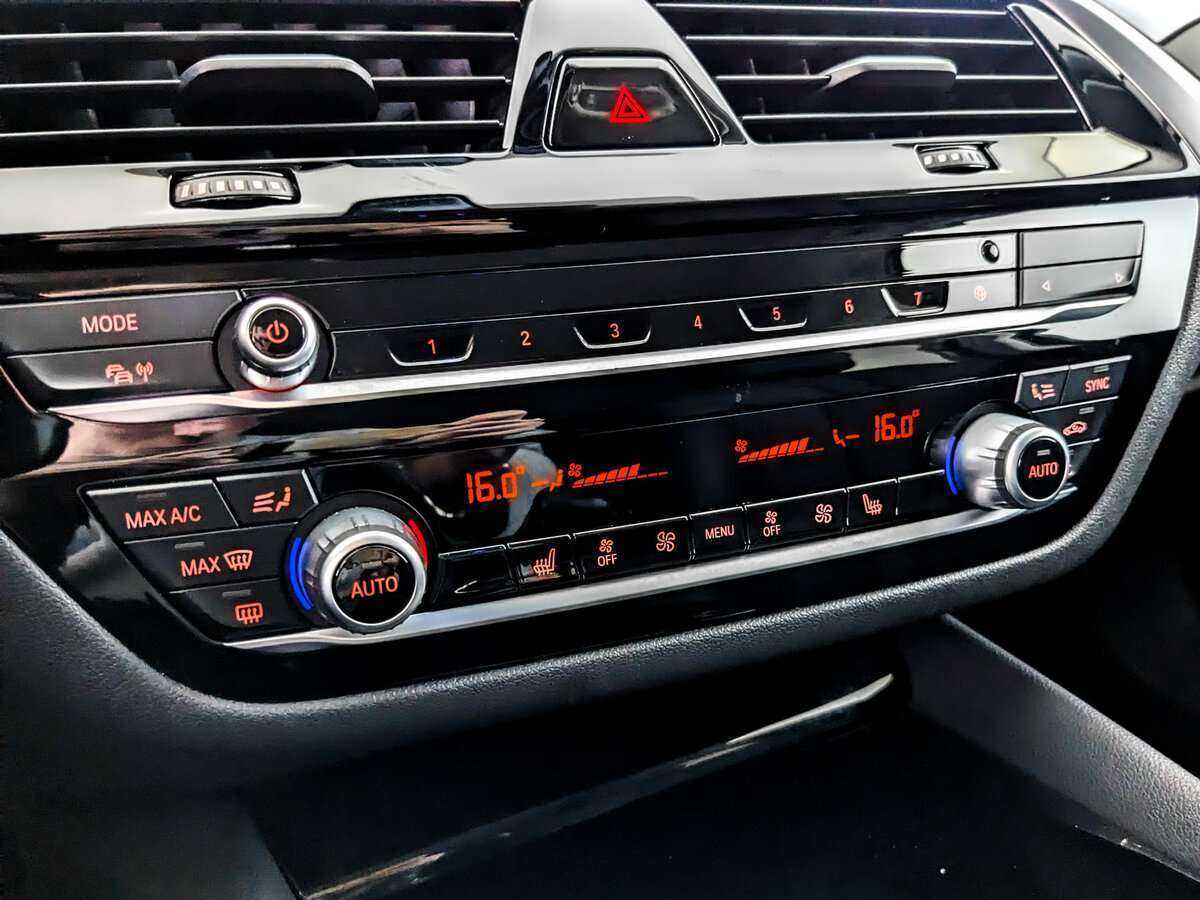 BMW 5 серии 520d, 2019 Фото №25