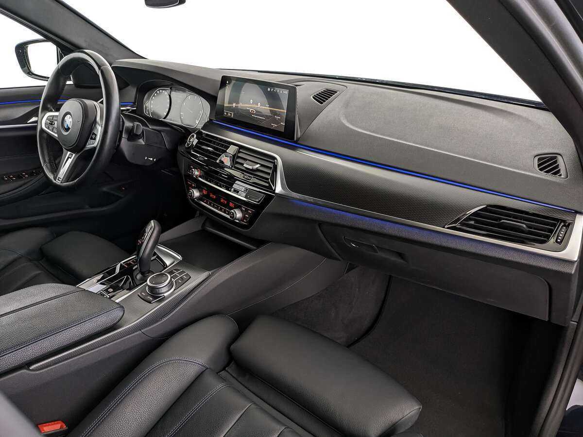 BMW 5 серии 520d xDrive, 2021 Фото №9