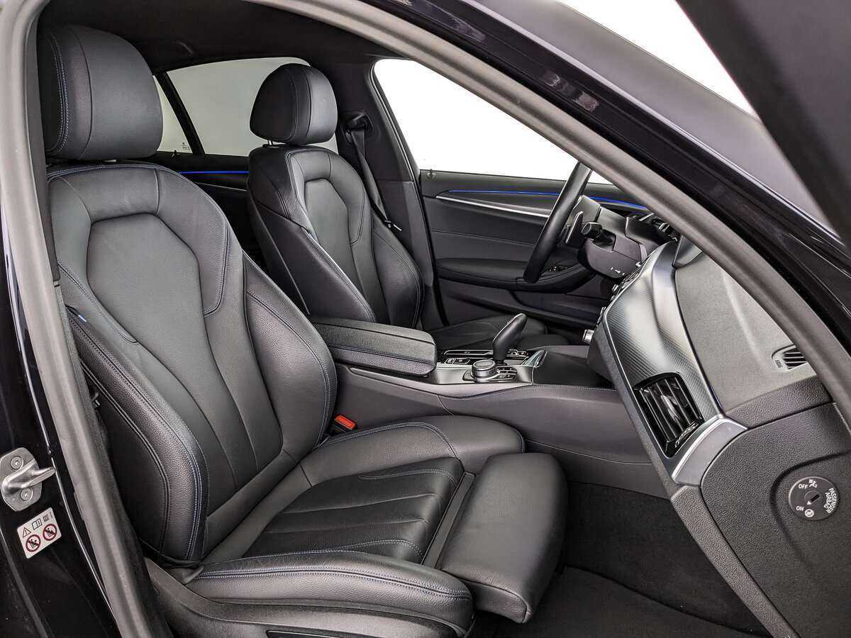 BMW 5 серии 520d xDrive, 2021 Фото №20