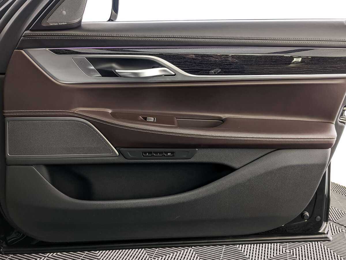 BMW 7 серии 730d xDrive, 2020 Фото №18