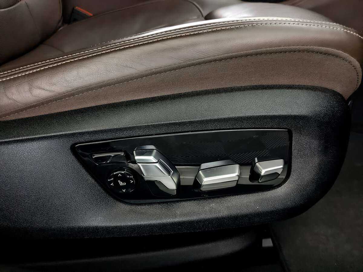 BMW 7 серии 730d xDrive, 2020 Фото №19