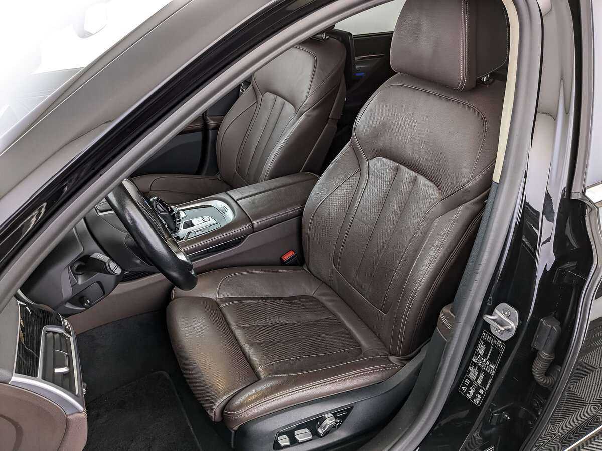 BMW 7 серии Long 730Ld xDrive, 2019 Фото №14
