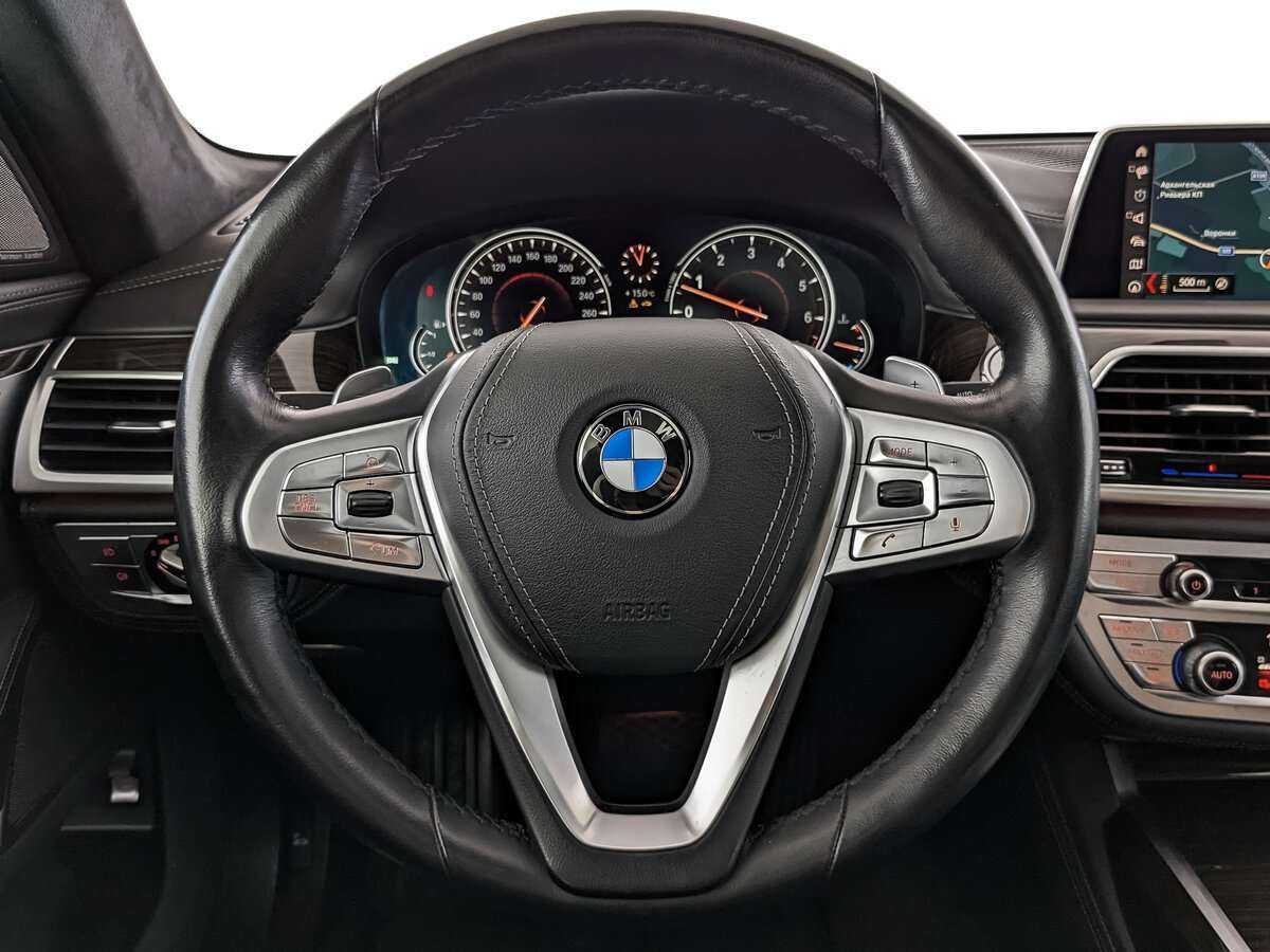 BMW 7 серии Long 750Li xDrive, 2019 Фото №17