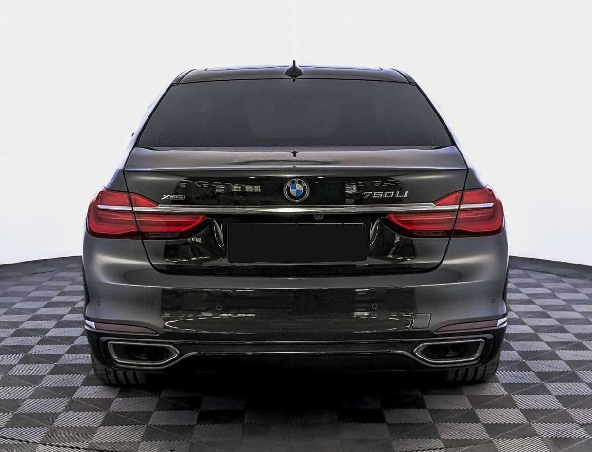 BMW 7 серии Long 750Li xDrive, 2017 - 78 101 км. | Фото №5