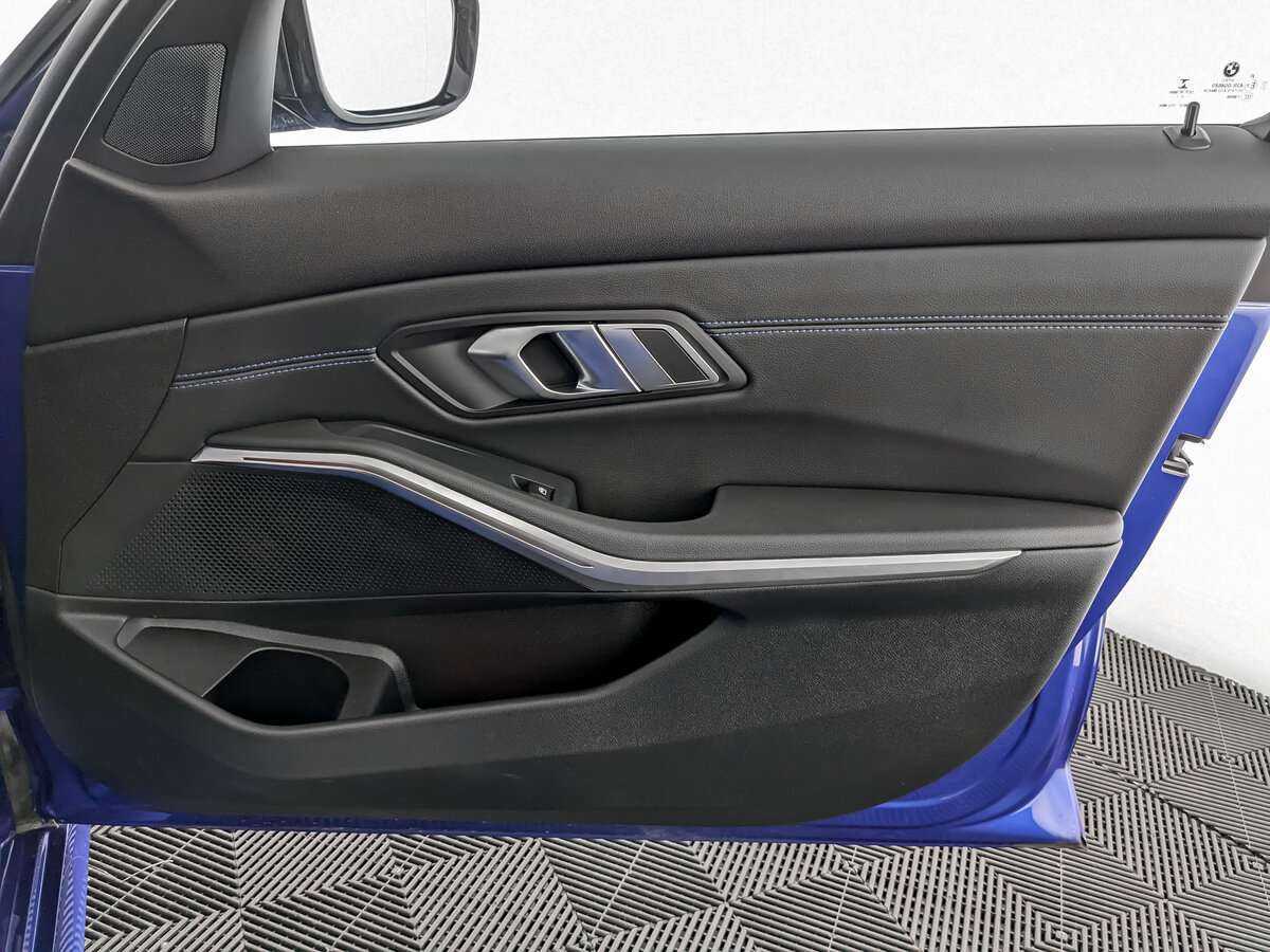 BMW 3 серии 320i xDrive, 2021 Фото №20