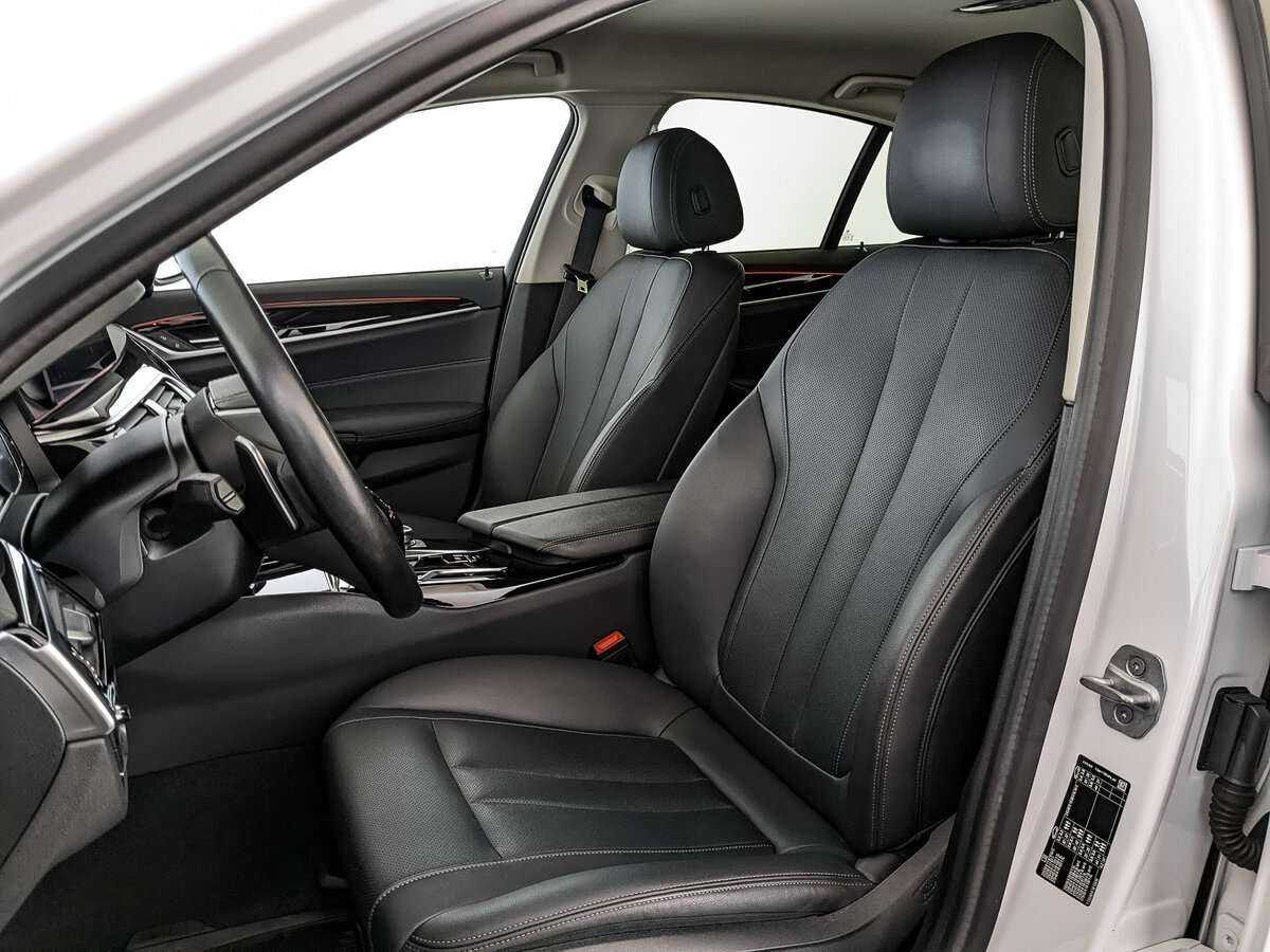 BMW 5 серии 520i, 2020 Фото №14