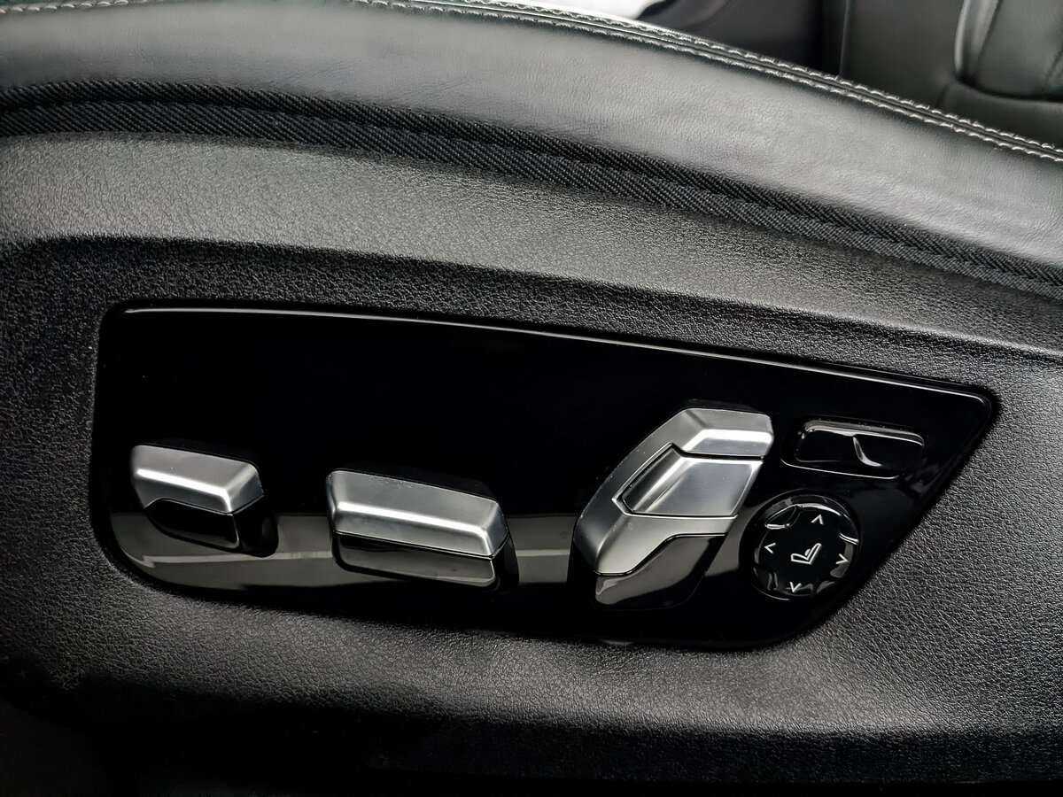 BMW 7 серии 730d xDrive, 2020 Фото №16