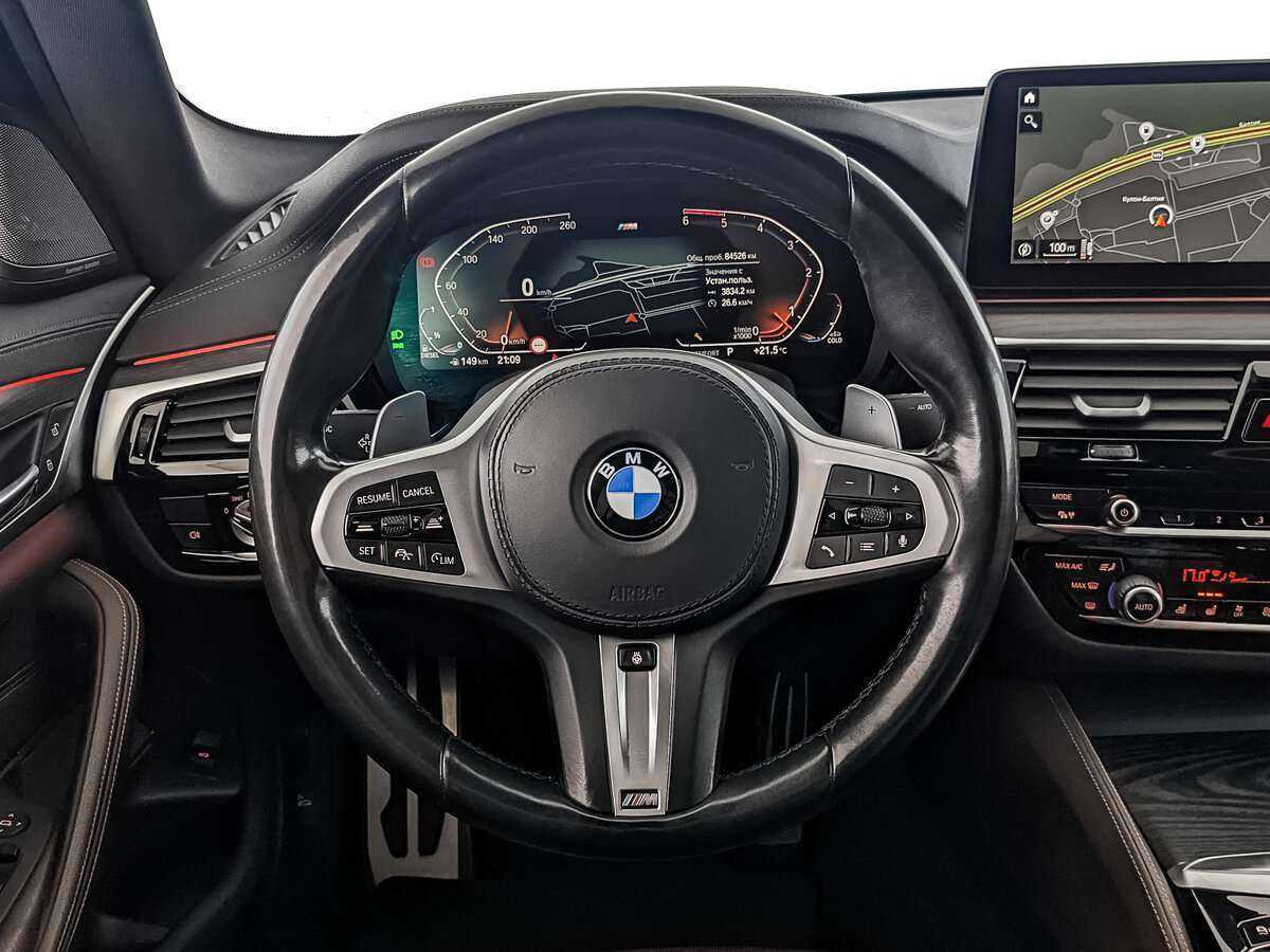 BMW 5 серии 530d xDrive, 2020 Фото №16