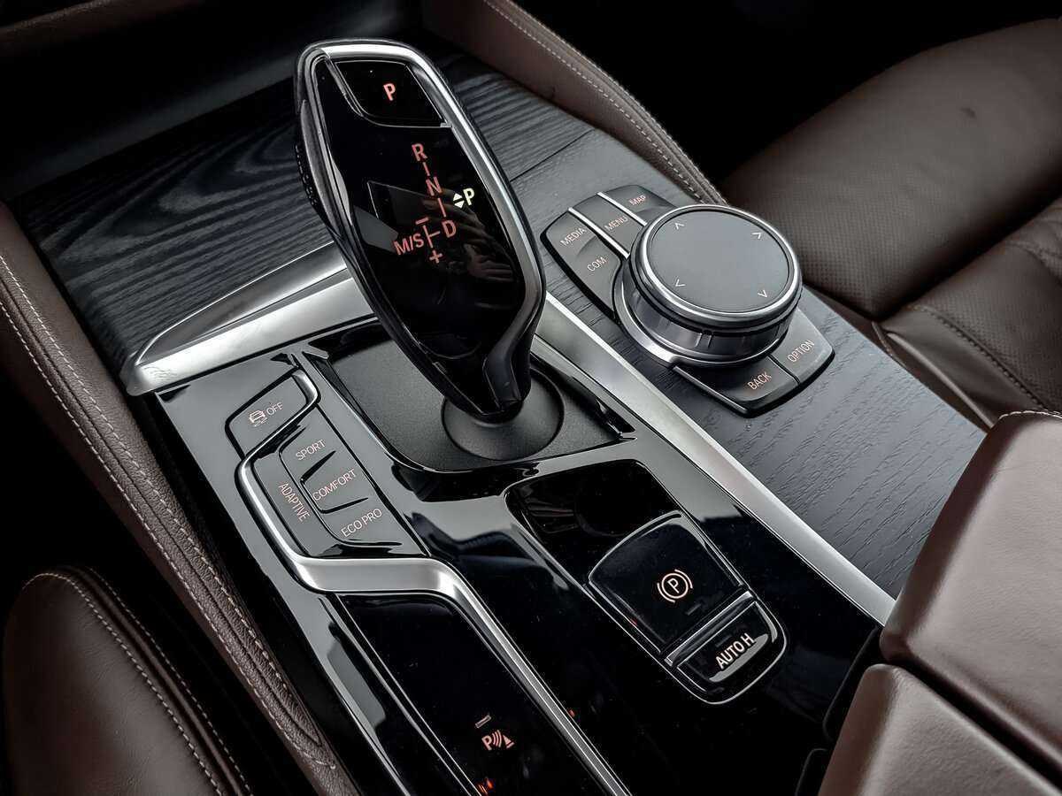 BMW 5 серии 530d xDrive, 2020 Фото №21