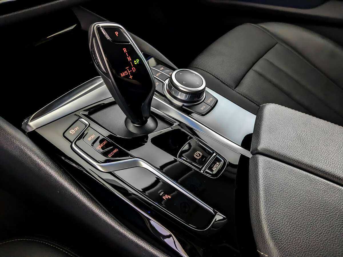 BMW 5 серии 520i, 2021 Фото №21