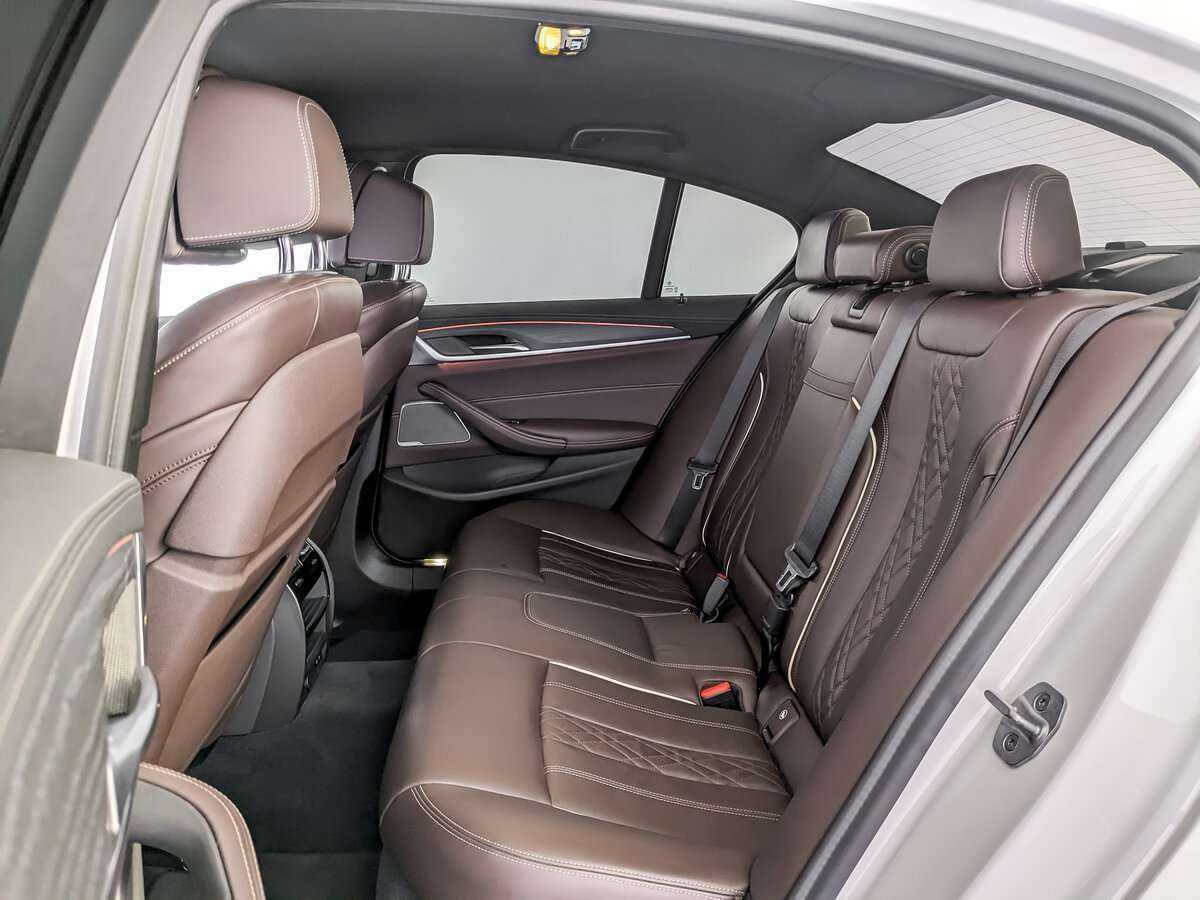 BMW 5 серии 530d xDrive, 2020 Фото №10