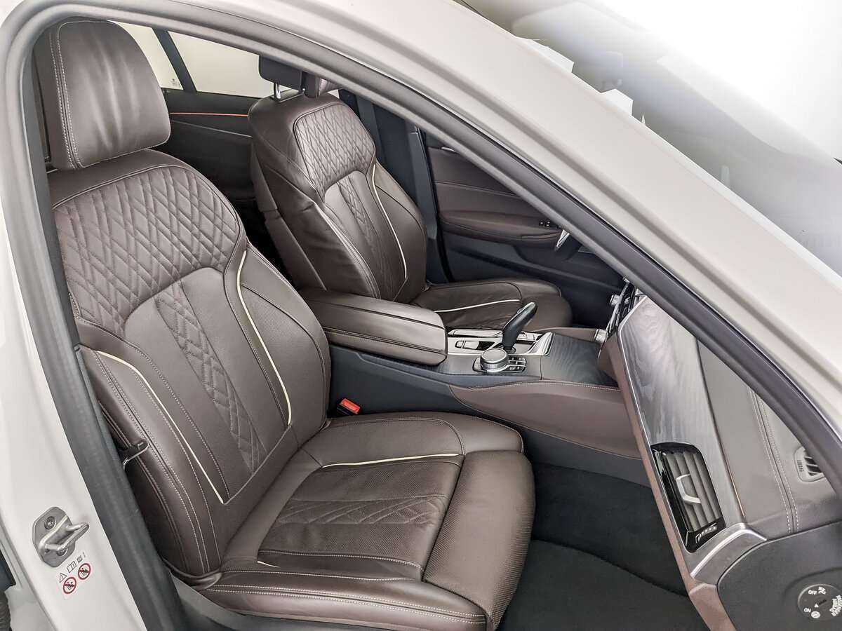 BMW 5 серии 530d xDrive, 2020 Фото №19