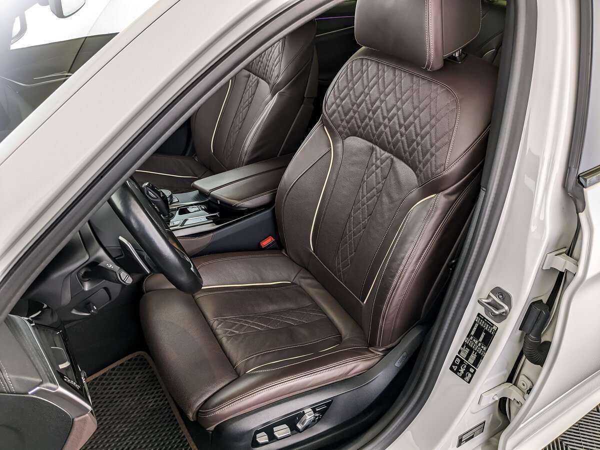 BMW 5 серии 530d xDrive, 2020 Фото №17