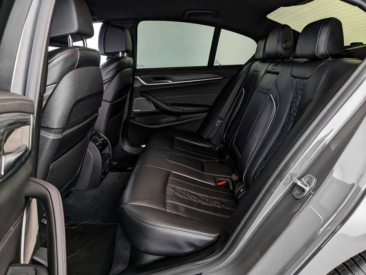 BMW 5 серии 530d xDrive, 2021 Фото №12