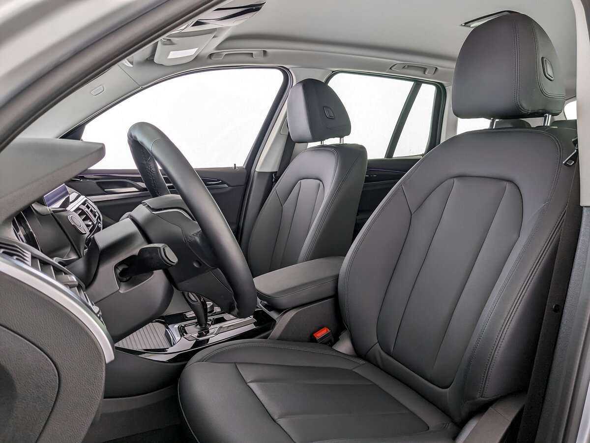 BMW X3 20i xDrive, 2020 Фото №16