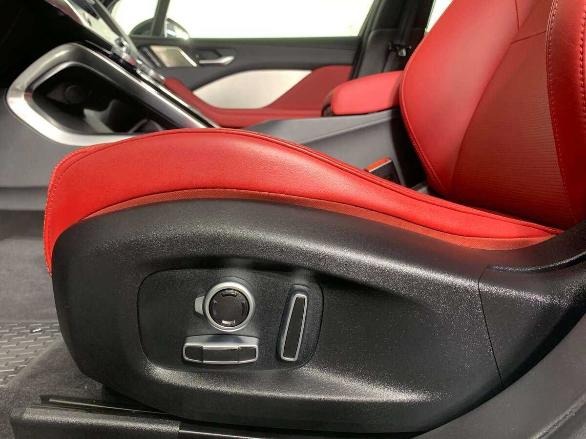 Jaguar I-Pace, 2021 Фото №17