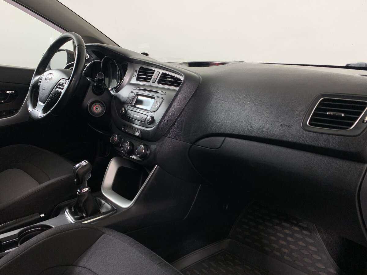 Kia Ceed, 2014 Фото №11