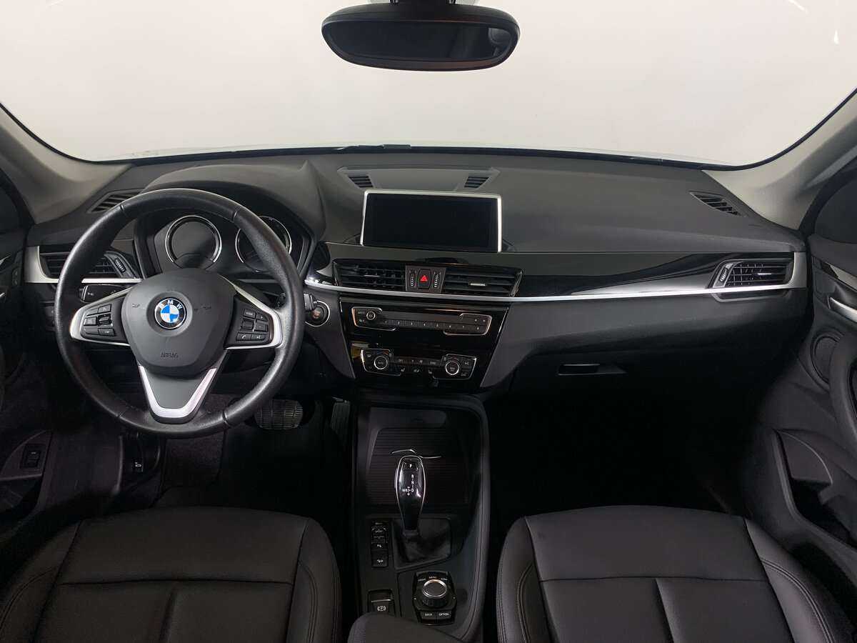 BMW X1 20i xDrive, 2020 Фото №10