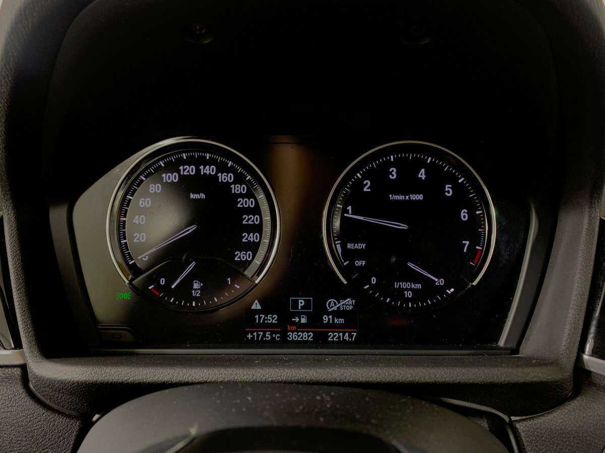 BMW X1 20i xDrive, 2020 Фото №12