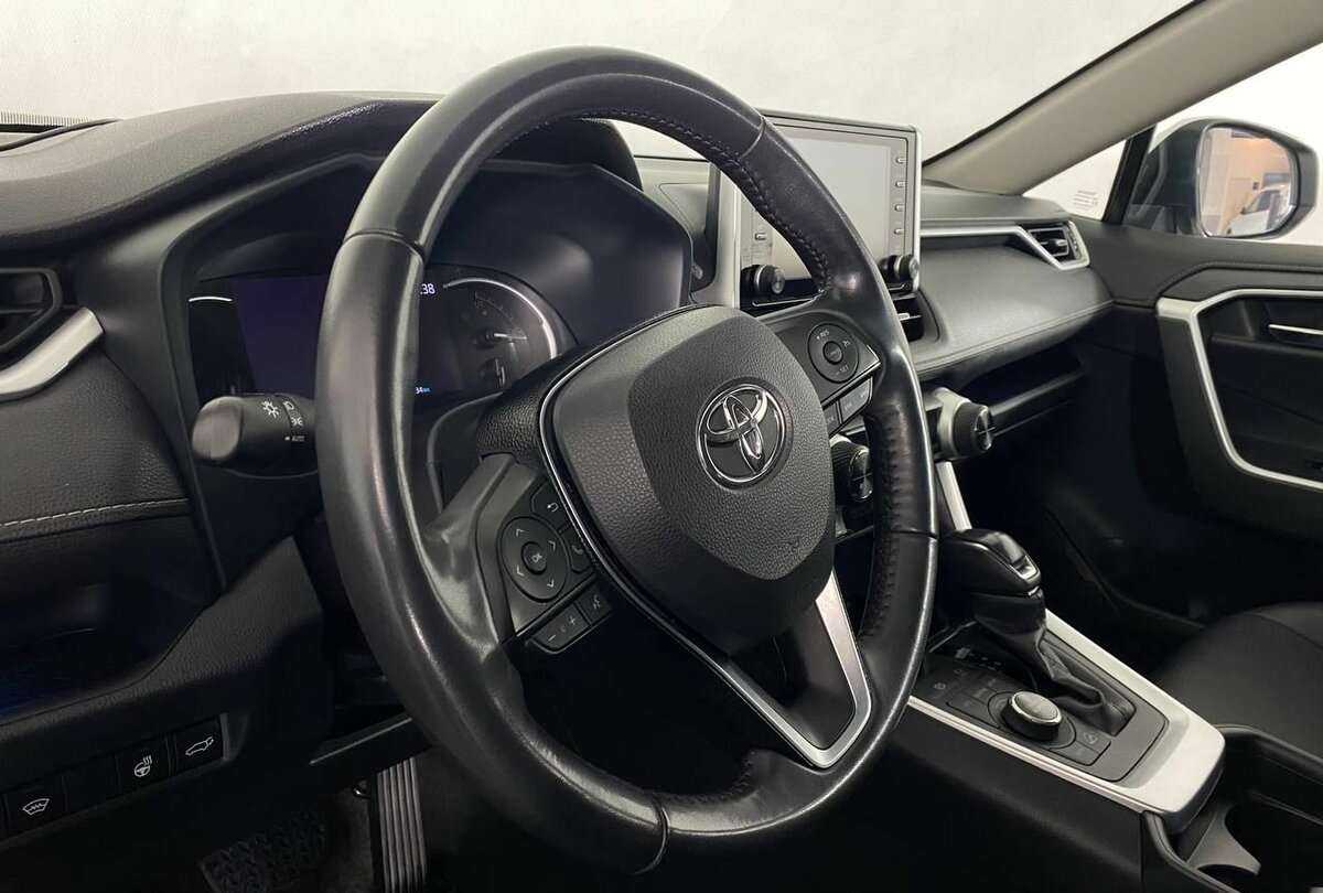 Toyota RAV4, 2021 Фото №13