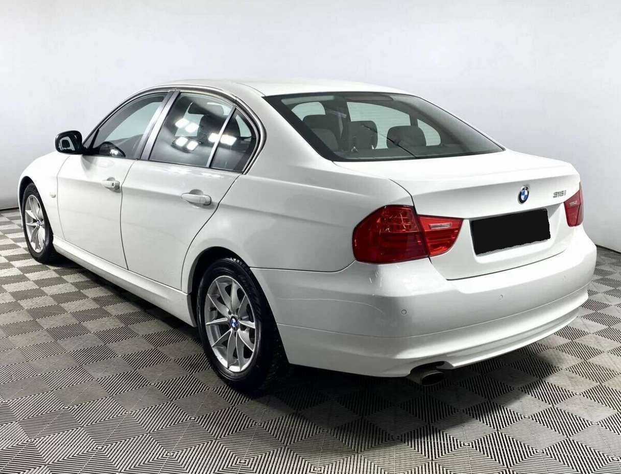 BMW 3 серии 318i, 2011 - 168 000 км. | Фото №6